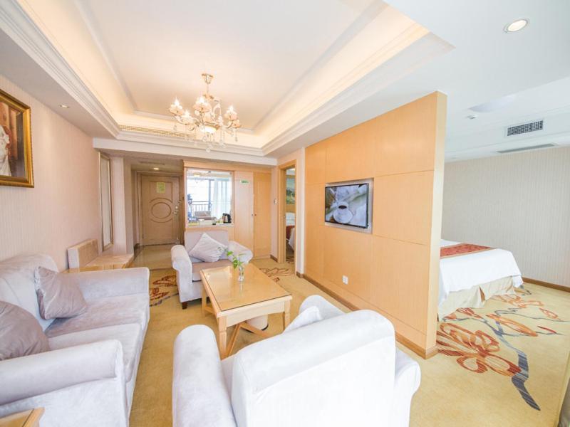 Vienna Classic Hotel Qingyuan Taihe Ancient Cave Scenic Area Bagian luar foto