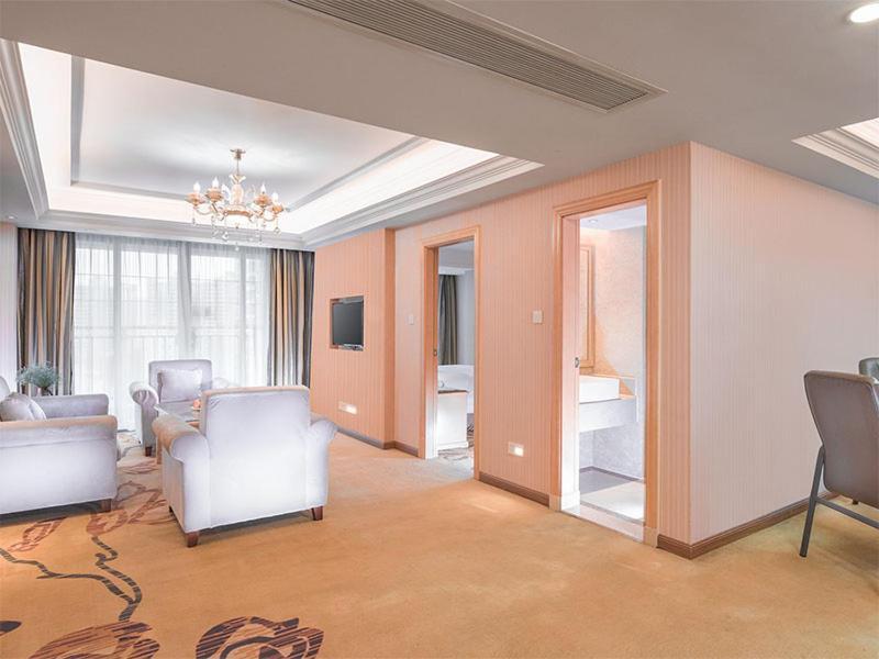 Vienna Classic Hotel Qingyuan Taihe Ancient Cave Scenic Area Bagian luar foto
