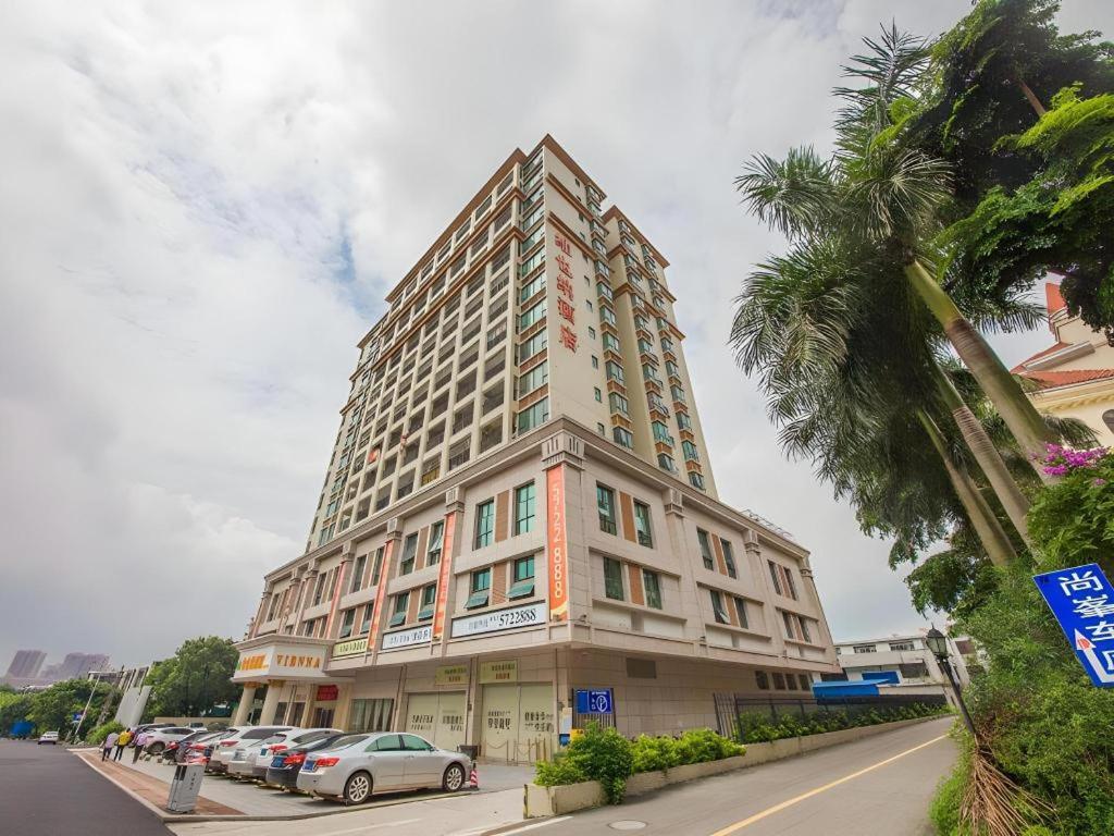 Vienna Classic Hotel Qingyuan Taihe Ancient Cave Scenic Area Bagian luar foto