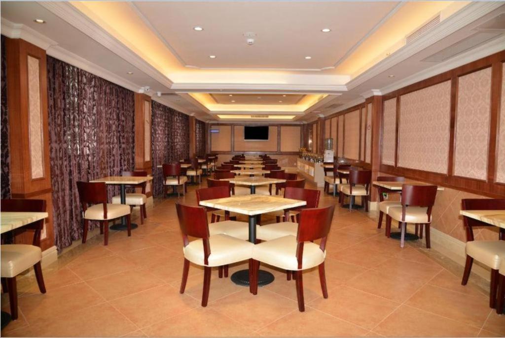 Vienna Classic Hotel Qingyuan Taihe Ancient Cave Scenic Area Bagian luar foto