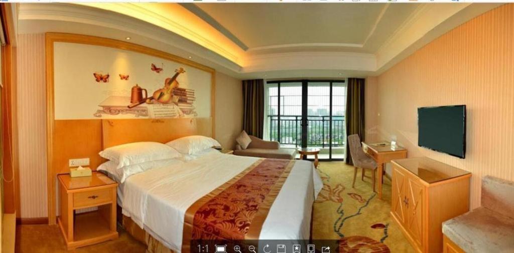 Vienna Classic Hotel Qingyuan Taihe Ancient Cave Scenic Area Bagian luar foto