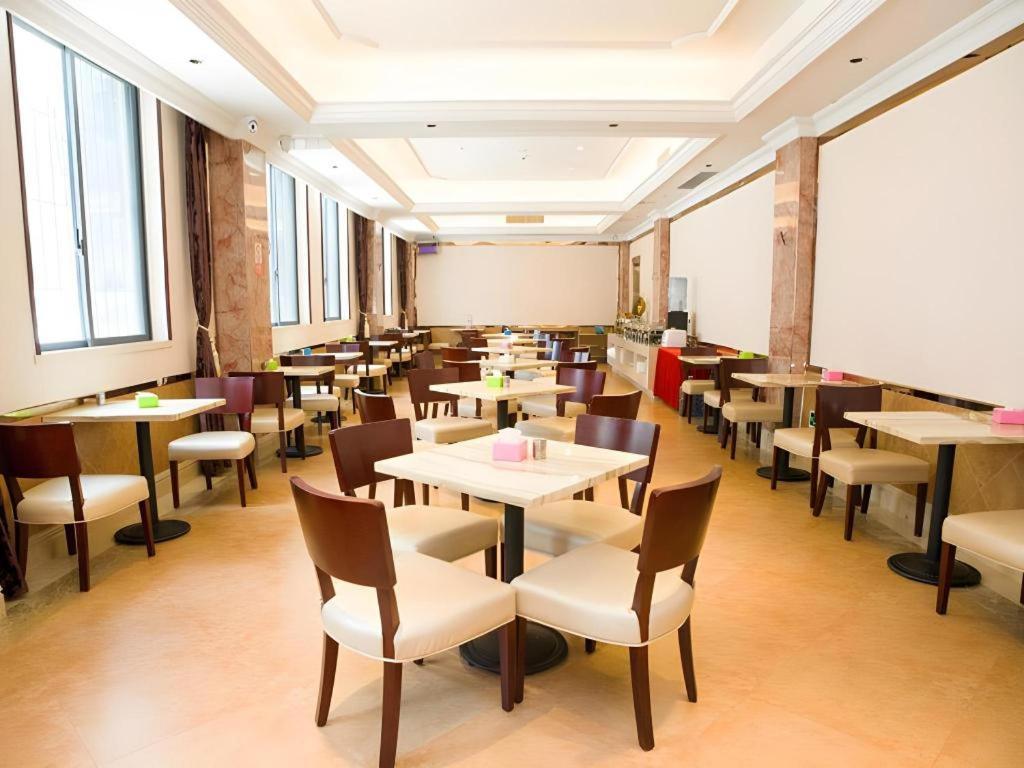 Vienna Classic Hotel Qingyuan Taihe Ancient Cave Scenic Area Bagian luar foto