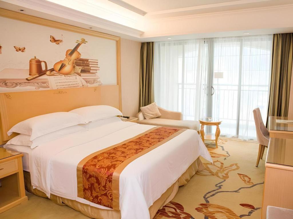 Vienna Classic Hotel Qingyuan Taihe Ancient Cave Scenic Area Bagian luar foto